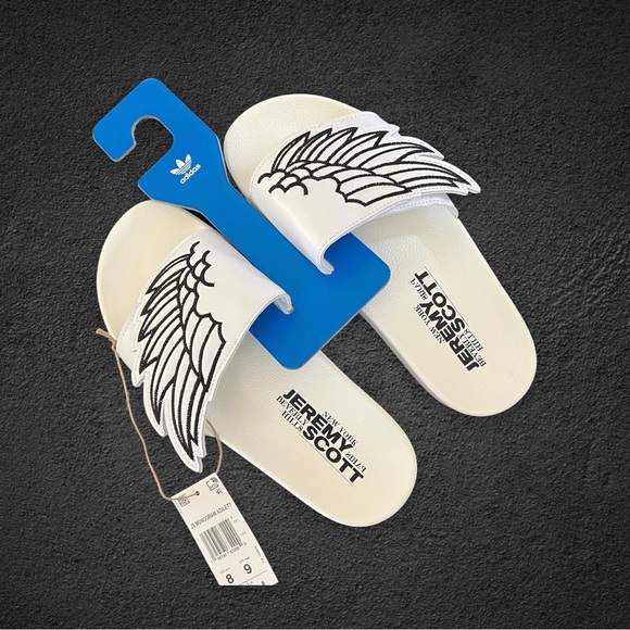 💙 NWT💙 ADIDAS Jeremy Scott Monogram Adilette Wings Slides
 ￼ ￼ - Picture 2 of 8